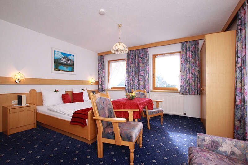 Doppelzimmer im Appartement 4 im La Fontana